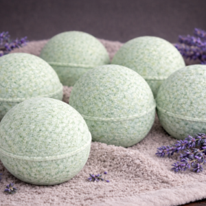 Badebombe für empfindliche Haut mit Lavendel & Kamille